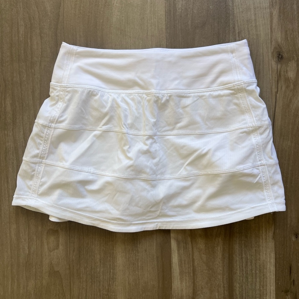 Lululemon Pace Rival Skirt in White Size 2 Regular Length